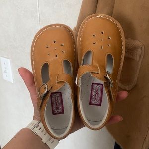 L’Amour Girls Shoes 9T